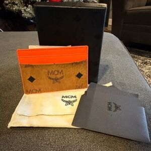 MCM Vibrant Orange and Tan Card Holder w/Box & Dustbag & COA